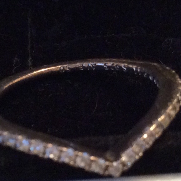 Pandora Wishbone ring with CZ stones - Picture 3 of 3